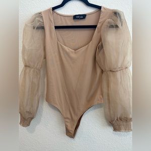 fab’rik Nude Colored Body Suit with puffy sleeves